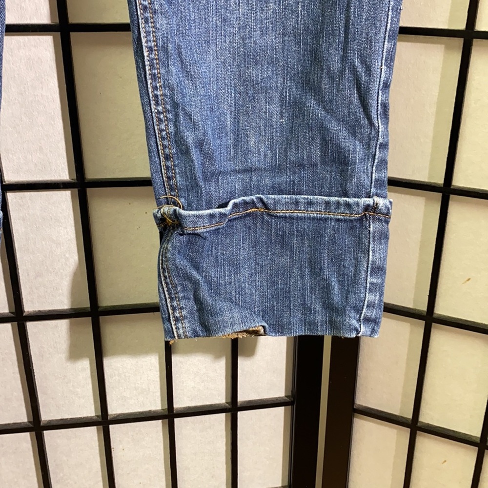 New York & Company Cuffed Jean Capris Size 4 - Picture 4 of 7